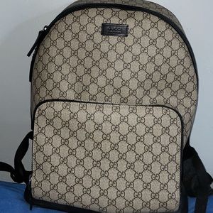 Authentic GG Supreme Gucci Backpack